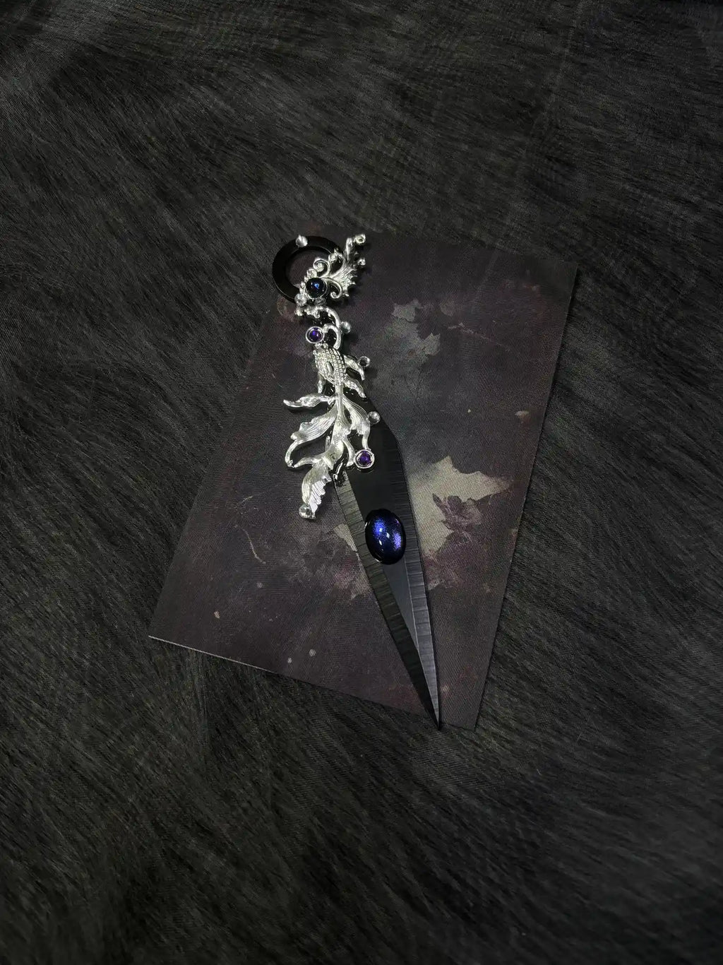 Blue Nocturne Leaf Kunai product photo 2