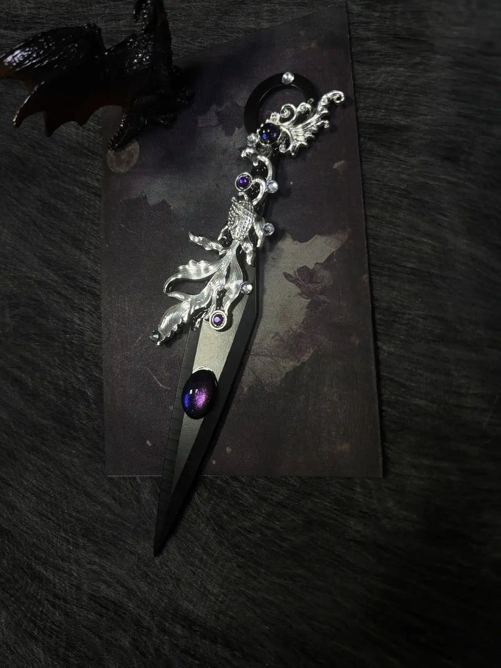 Blue Nocturne Leaf Kunai product photo 3