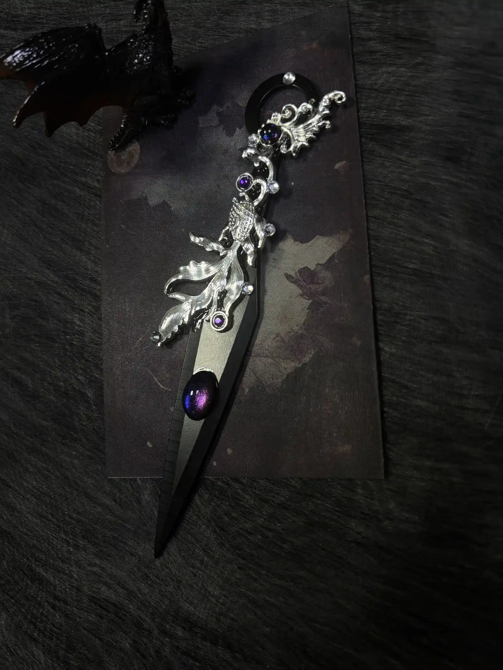 Blue Nocturne Leaf Kunai product photo 3