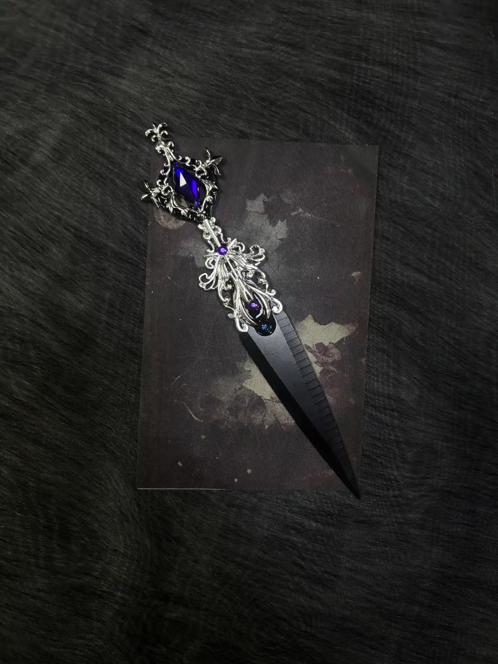 Royal Eclipse Filigree Kunai product photo 2