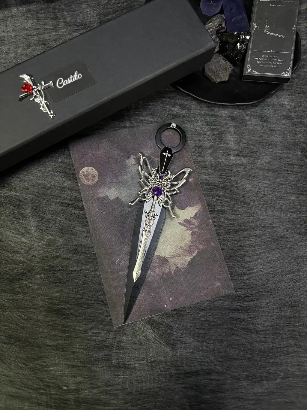 Violet Moonflower Kunai product photo 1